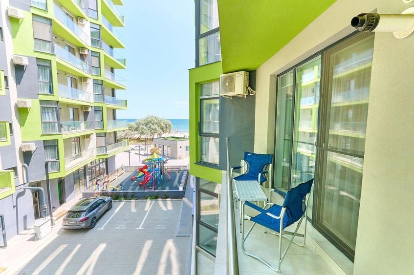 Apartament cu 3 camere decomandat în Mamaia-Sat