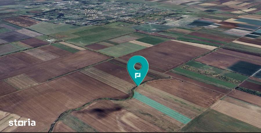 Teren de 8700 mp, în Sacoșu Turcesc