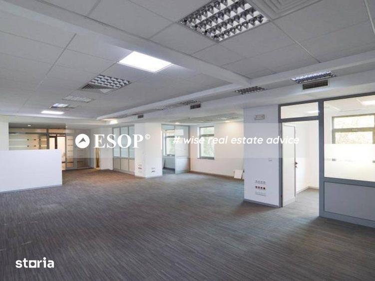 Spațiu comercial, de 300 mp, în Romană