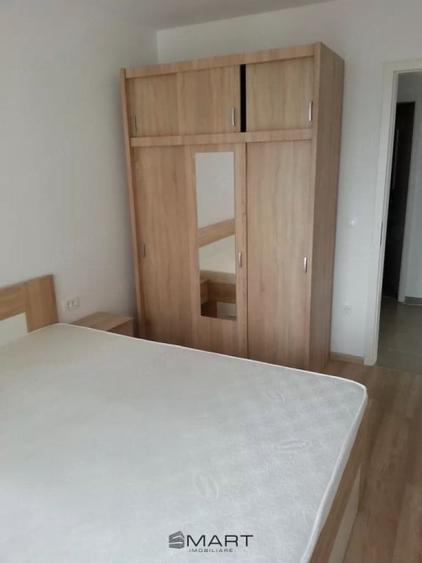 Apartament cu 2 camere semidecomandat în Tractorul