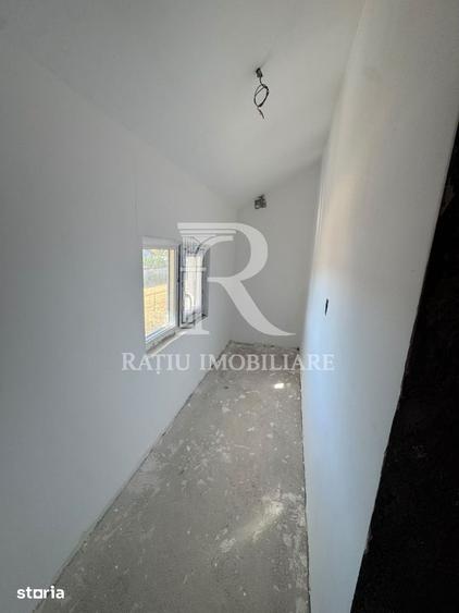 Casă cu 6 camere cu Teren 480 Mp în Oncea