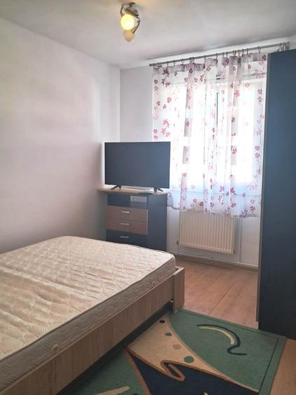 Apartament cu 2 camere semidecomandat în Vasile Aaron