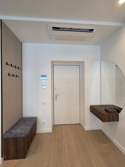 Apartament cu 2 camere semidecomandat în Aviației
