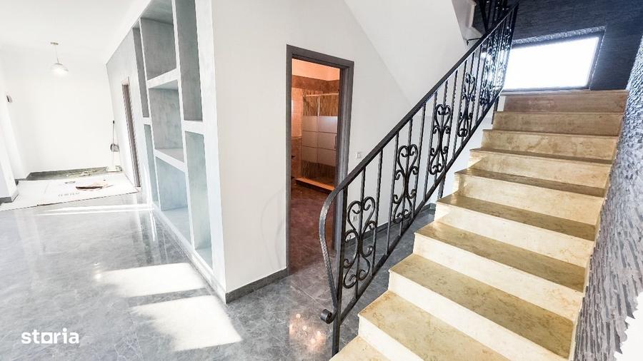 Casă cu 4 camere cu Teren 420 Mp în Costi