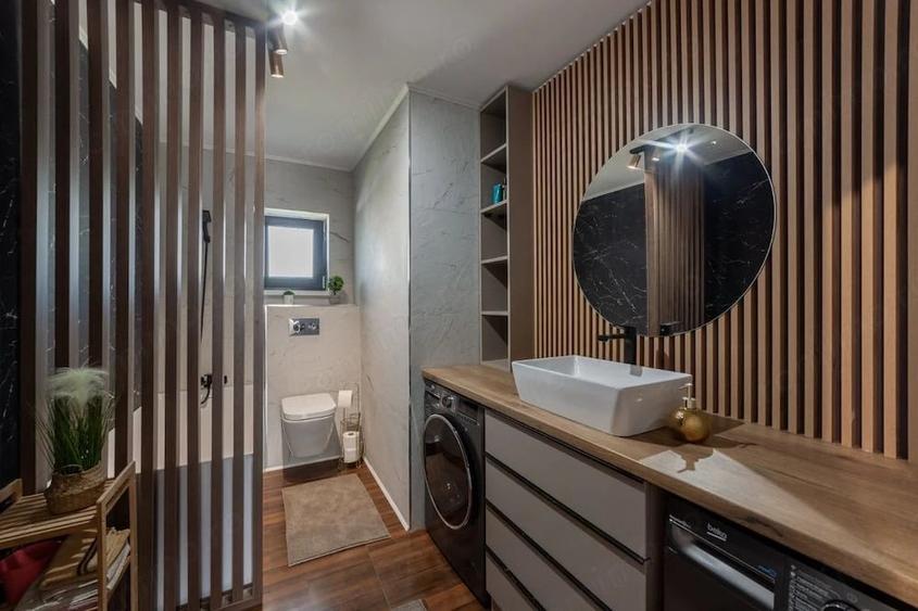 Casă cu Teren 500 Mp în Central