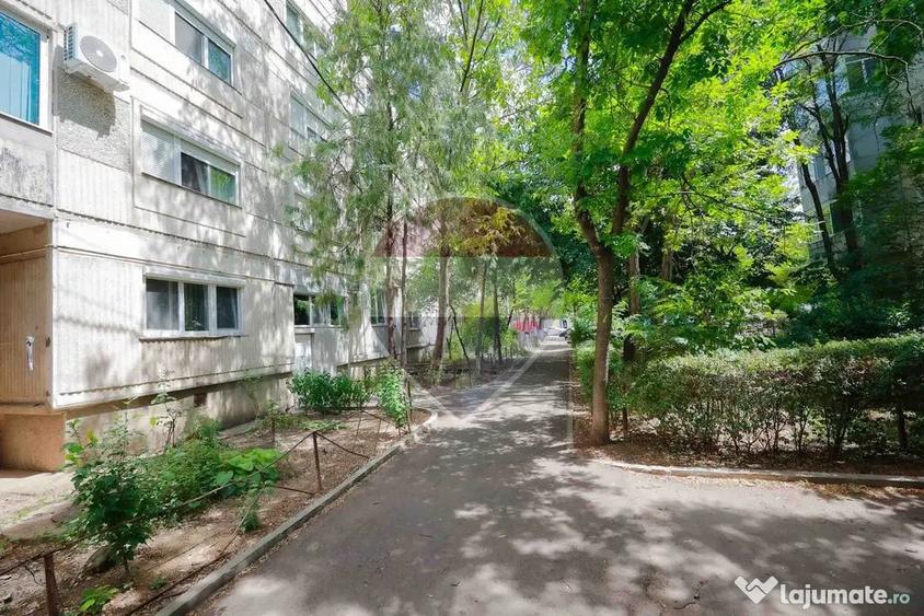 Spațiu comercial, de 30 mp, în Rogerius