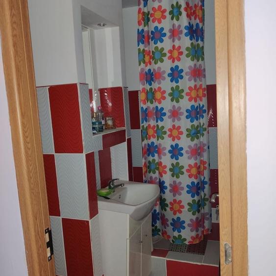 Apartament cu 2 camere semidecomandat în Viziru 3
