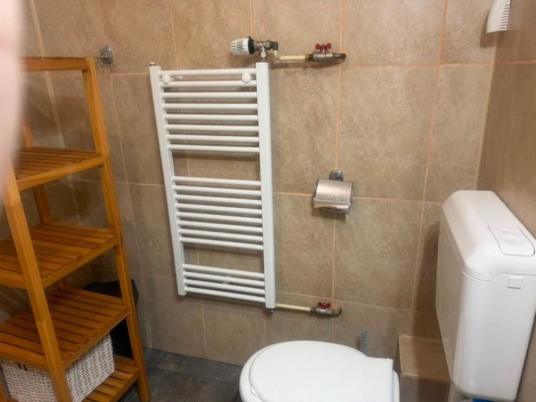 Garsonieră decomandată, mobilată în Panduri