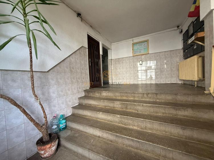 Apartament cu 3 camere decomandat, mobilat în Rahova