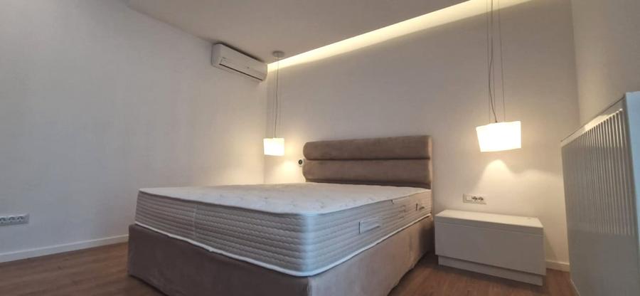 Apartament cu 3 camere decomandat, mobilat în Sisești