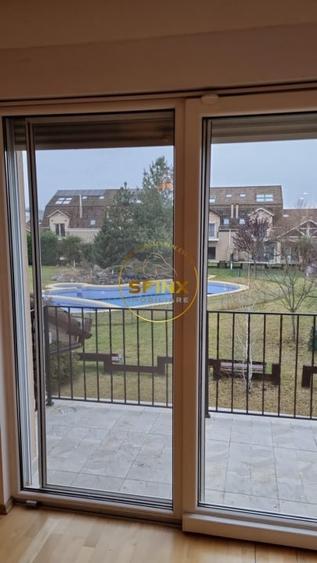 Duplex cu 8 camere cu Piscina în Pipera