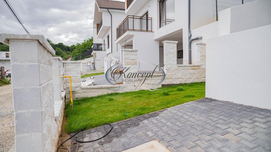 Casă individuală cu 4 camere cu Garaj în Feleacu