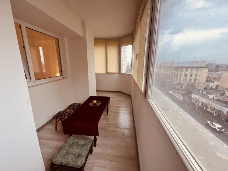 Apartament cu 3 camere decomandat, mobilat în Iancului
