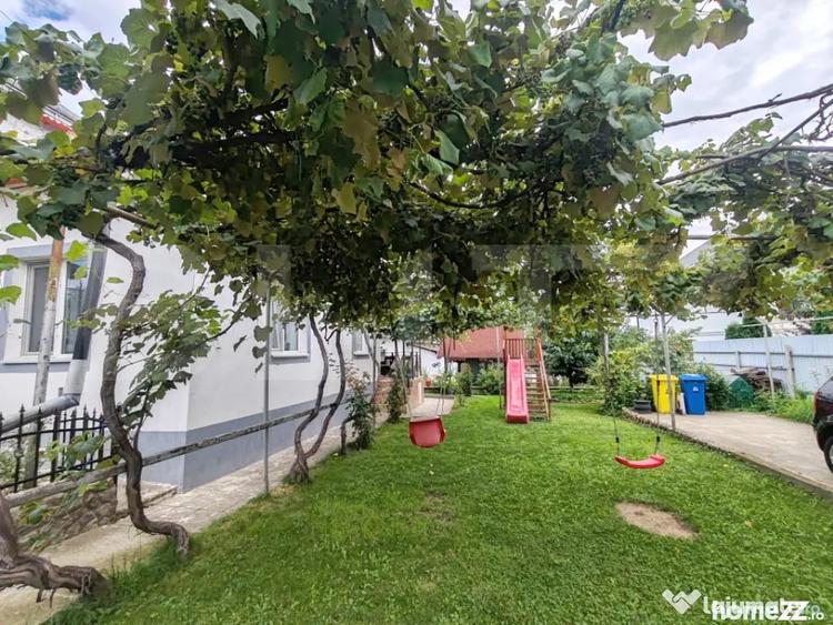 Casă cu 7 camere cu Teren 720 Mp în Central