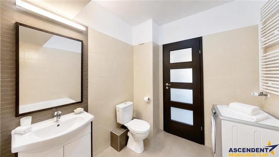 Apartament cu 2 camere decomandat, mobilat în Centrul Civic