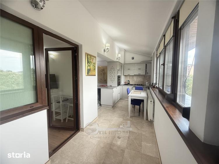 Apartament cu 3 camere în Tătărași