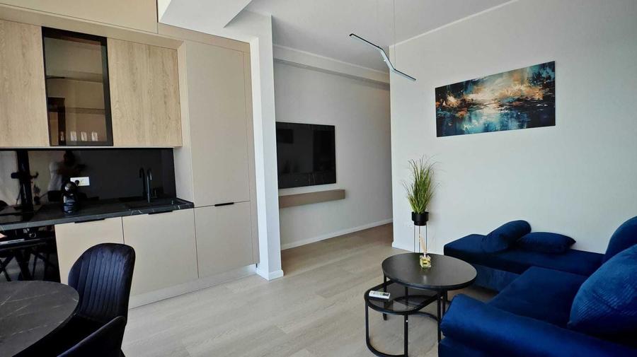 Apartament cu 2 camere decomandat în Palazu Mare