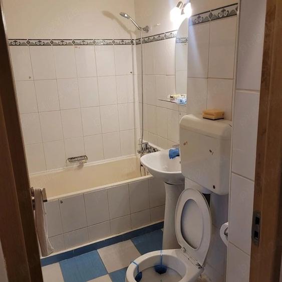 Garsonieră semidecomandată în Apărătorii Patriei