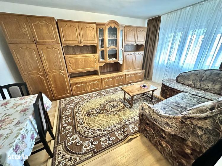 Apartament cu 2 camere decomandat, mobilat în Cetate