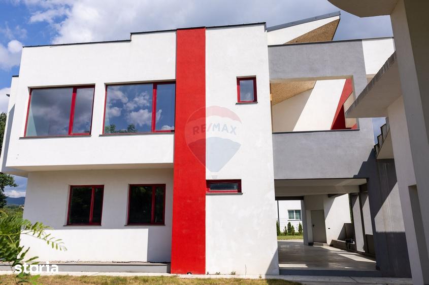 Casa de vanzare - Zona Ursulet Piatra Neamt - 2