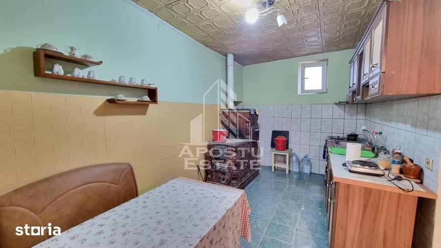 Casă cu 3 camere cu Teren 836 Mp în Giarmata