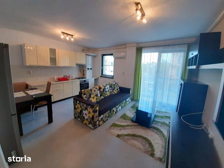Apartament cu 2 camere semidecomandat, mobilat în Mărăști