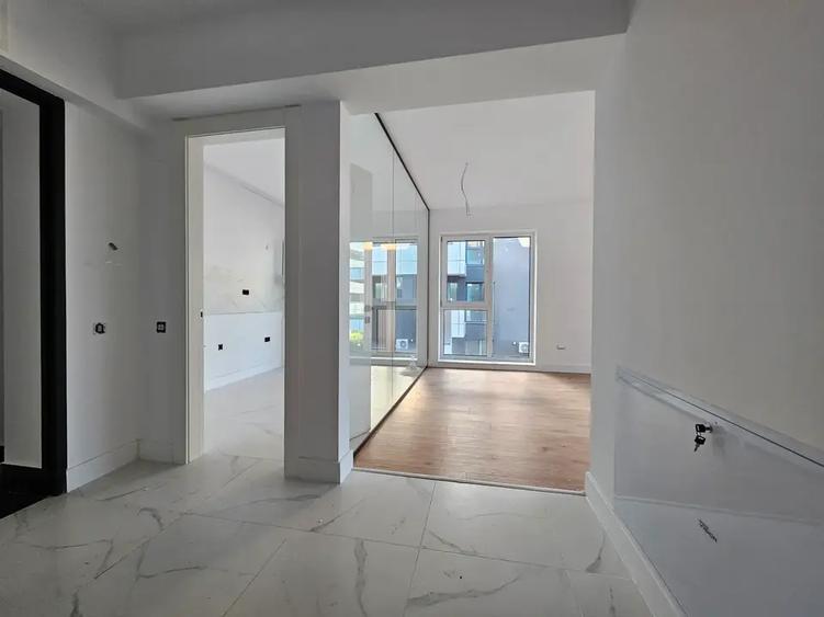 Apartament cu 3 camere decomandat în Theodor Pallady