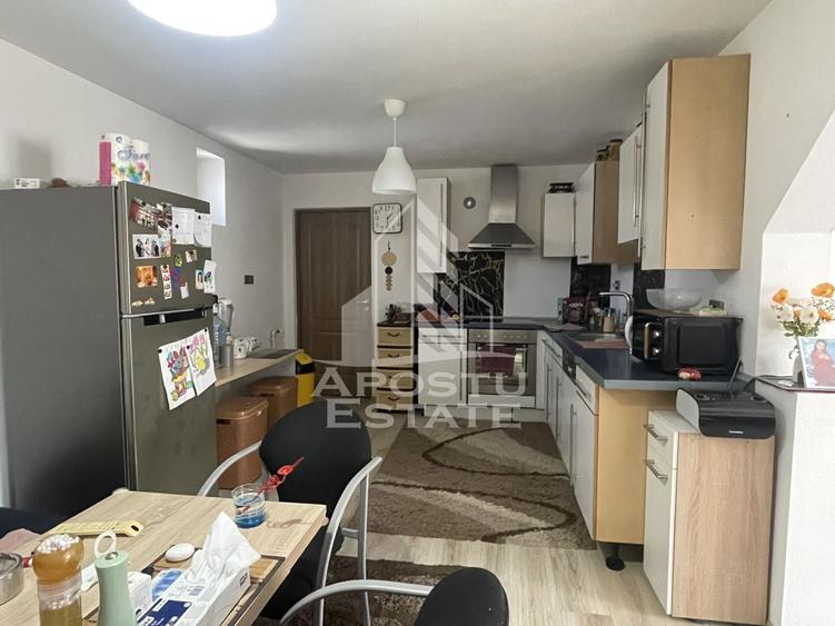 Casă individuală cu 6 camere cu Canalizare în Liebling
