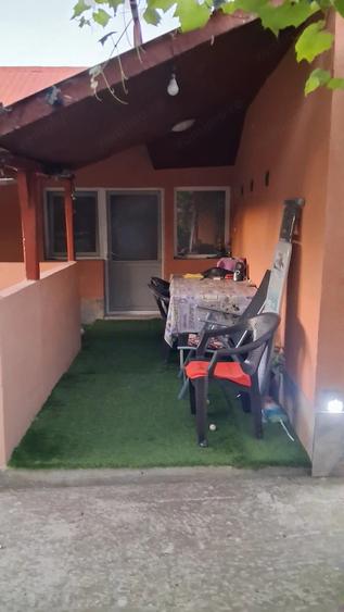 Casă cu 3 camere cu Teren 1390 Mp în Smeeni