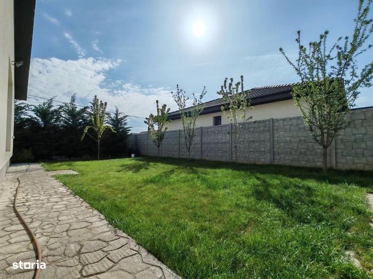 Casă cu 4 camere cu Teren 410 Mp în Central