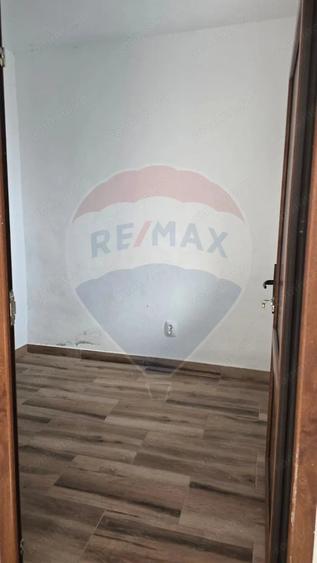 Casă cu 2 camere cu Teren 226 Mp în Hoghilag