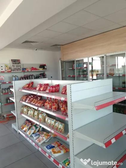 Spațiu comercial, de 240 mp, în Brădești