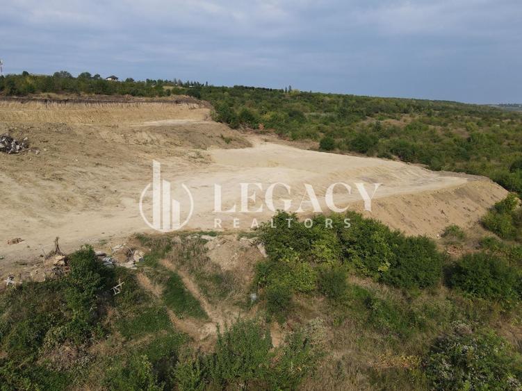 Teren Construcții intravilan de 3882 mp, în Aeroport