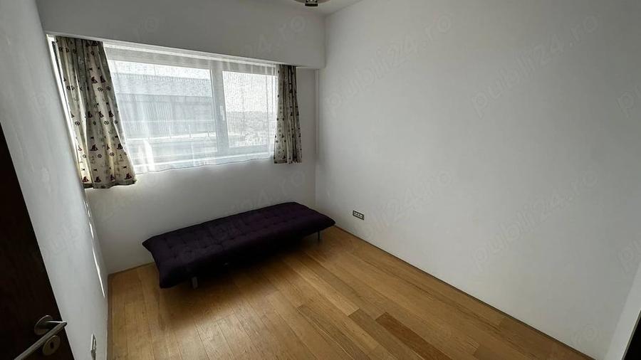 Apartament cu 4 camere decomandat în Faleza Nord