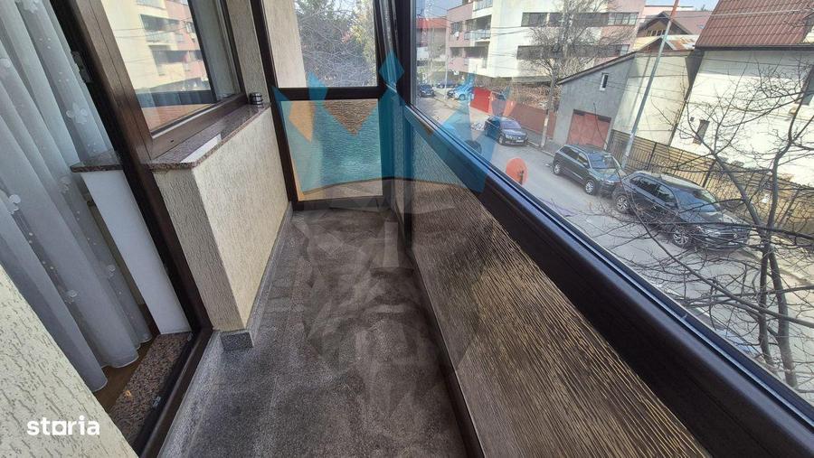 Apartament cu 3 camere, mobilat în Vitan