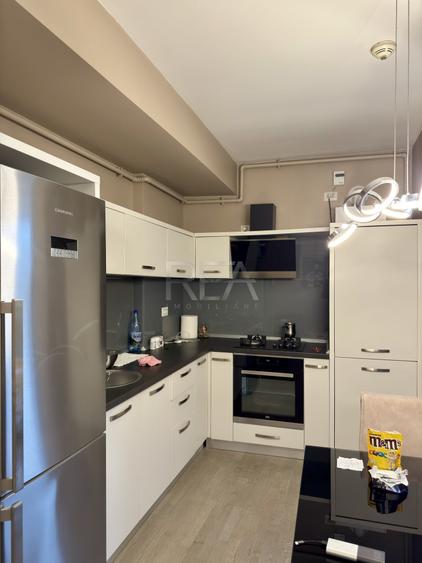 Apartament cu 2 camere semidecomandat, mobilat în Herăstrău