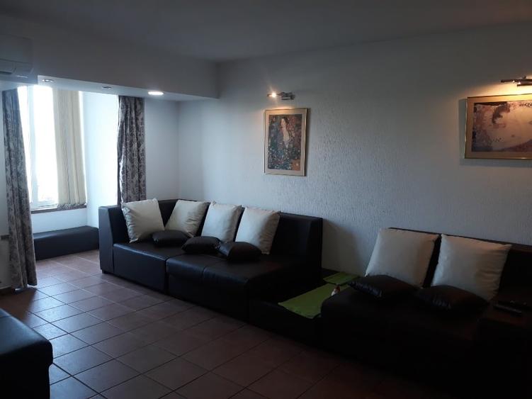 Apartament cu 2 camere decomandat, mobilat în Unirii