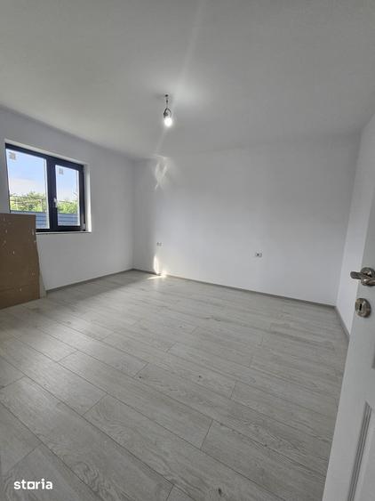Casă cu 4 camere cu Teren 650 Mp în Central