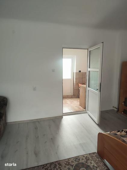 Apartament cu 2 camere decomandat în Cristian