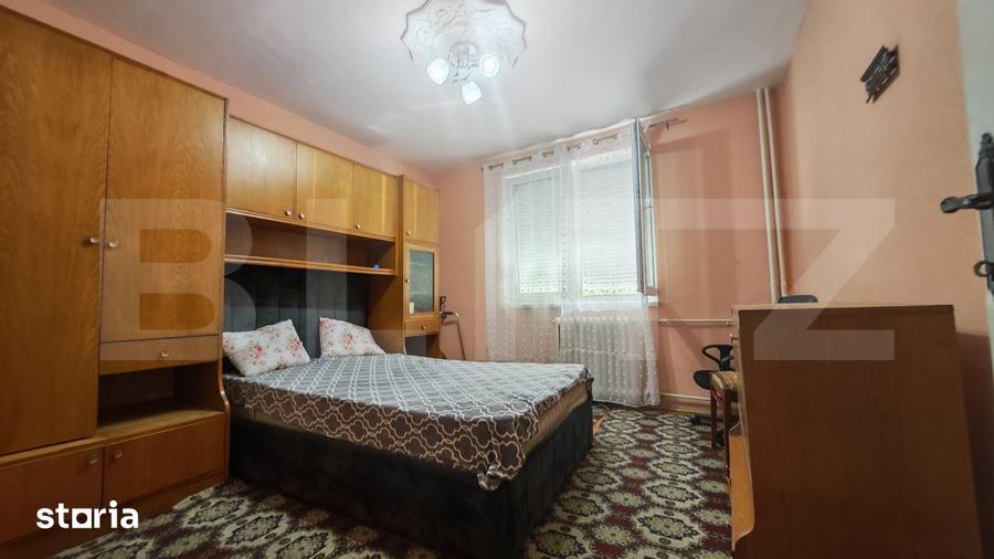 Apartament cu 3 camere decomandat în Decebal