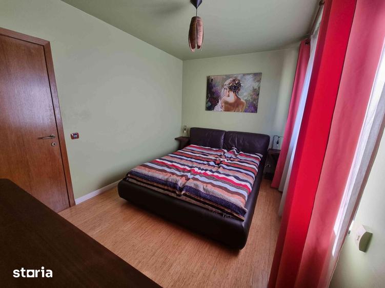 Apartament cu 3 camere semidecomandat în Vatra Luminoasă