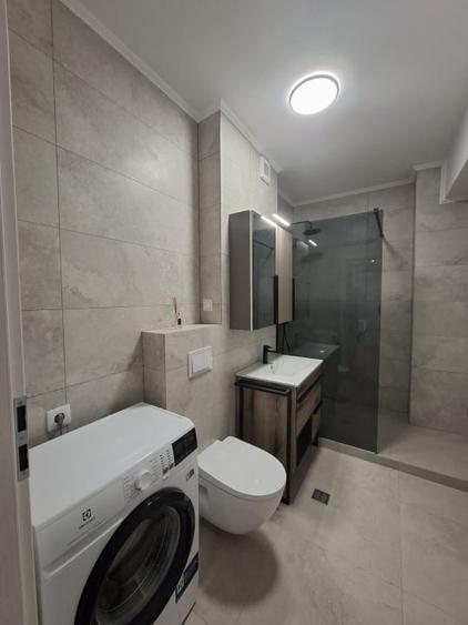 Apartament cu 3 camere decomandat, mobilat în Șelimbăr