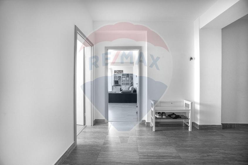 Apartament cu 3 camere decomandat în Blumăna