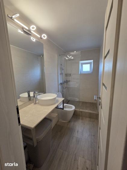 Apartament cu 4 camere în Rahova