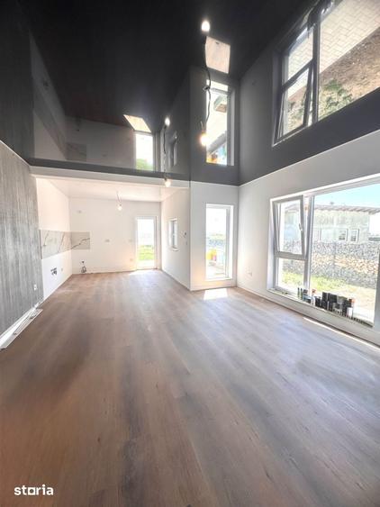 Casă cu 4 camere cu Teren 292 Mp în Săcălaz