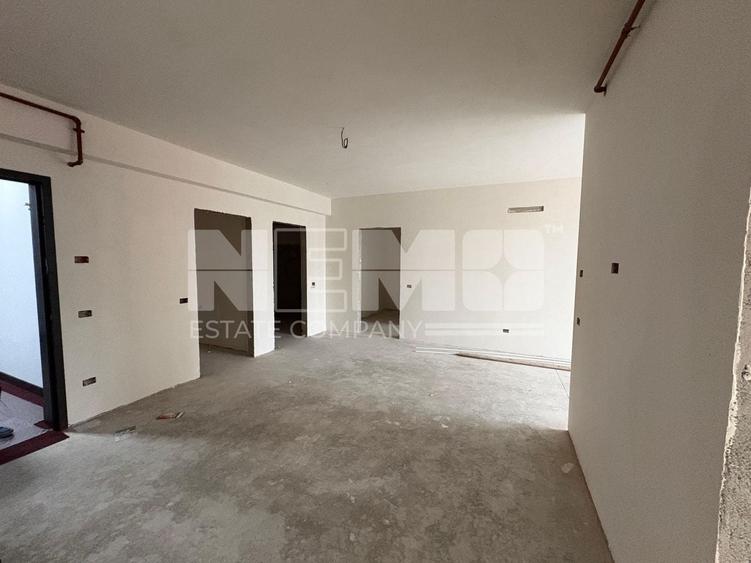 Apartament cu 2 camere decomandat în Exterior Sud