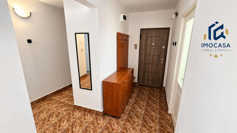 Apartament cu 4 camere decomandat, mobilat în Aurel Vlaicu