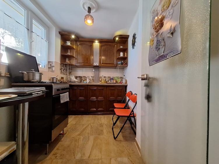 Apartament cu 2 camere nedecomandat, mobilat în Brâncoveanu
