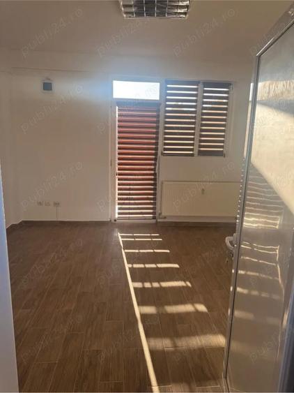 Spațiu comercial, de 16 mp, în Traian