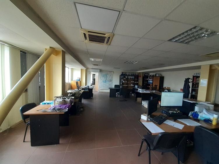 Spațiu industrial, de 3,553 mp, în Nord-Est
